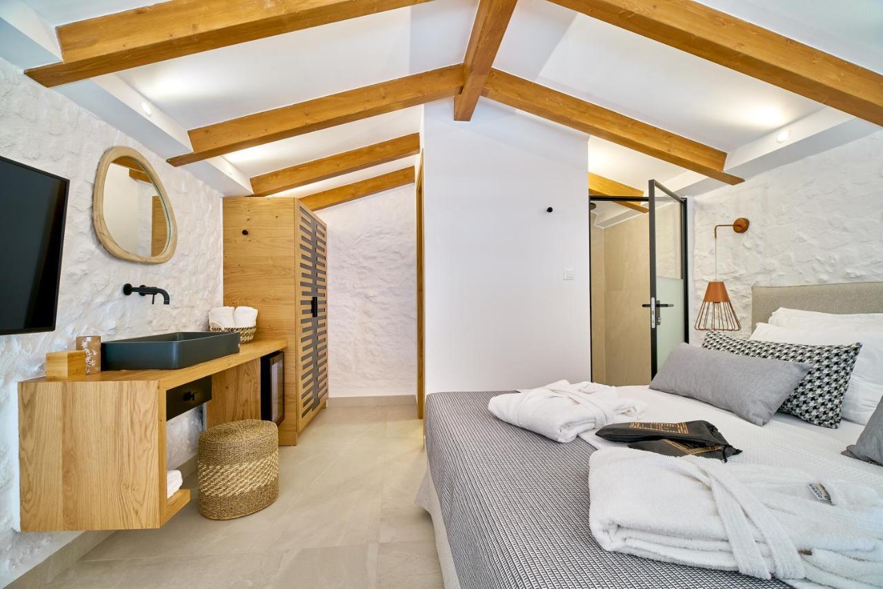 Vista Del Porto Luxury Suites Rethymno Esterno foto
